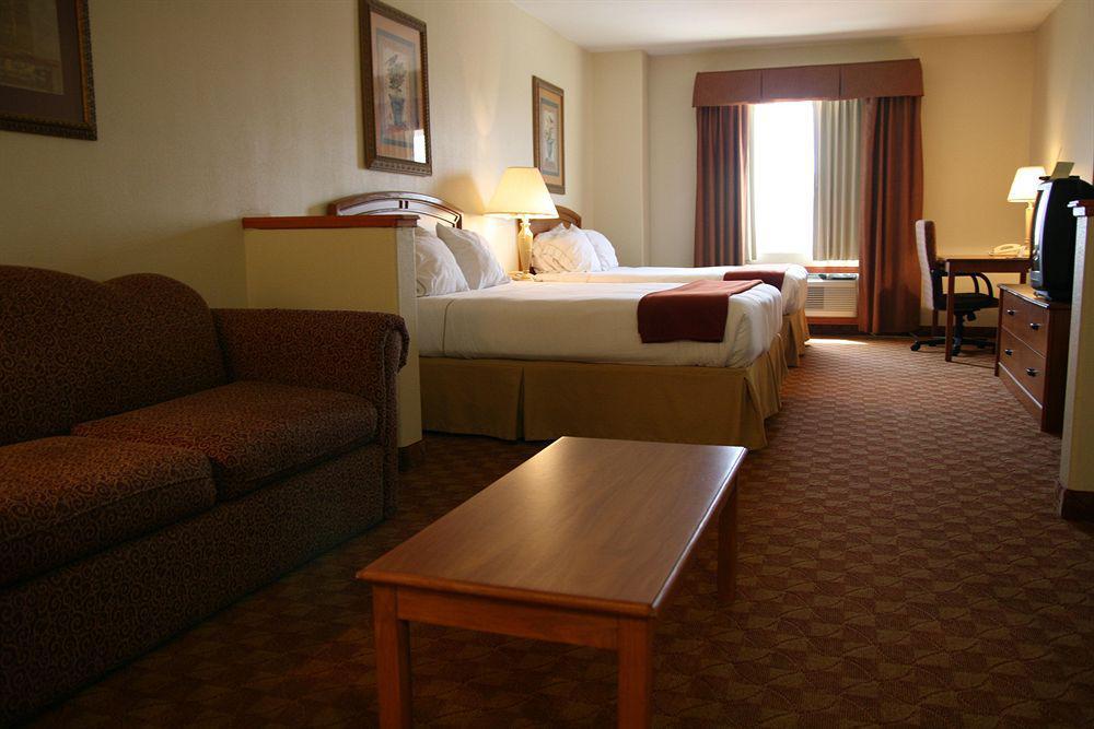 Holiday Inn Express Hotel And Suites Brownsville By Ihg Værelse billede