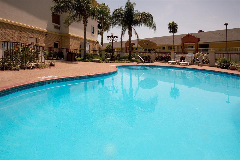 Holiday Inn Express Hotel And Suites Brownsville By Ihg Eksteriør billede