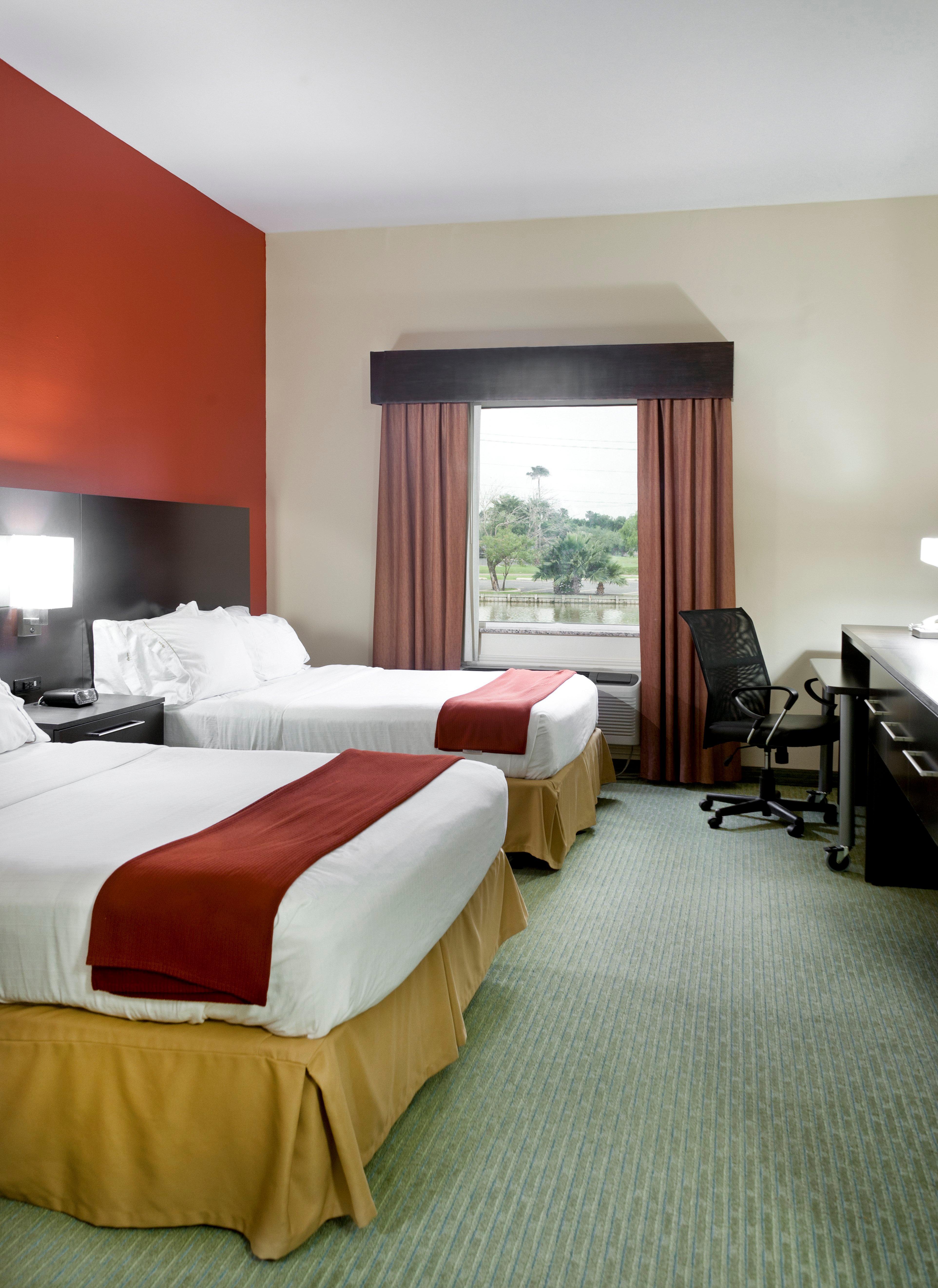 Holiday Inn Express Hotel And Suites Brownsville By Ihg Eksteriør billede