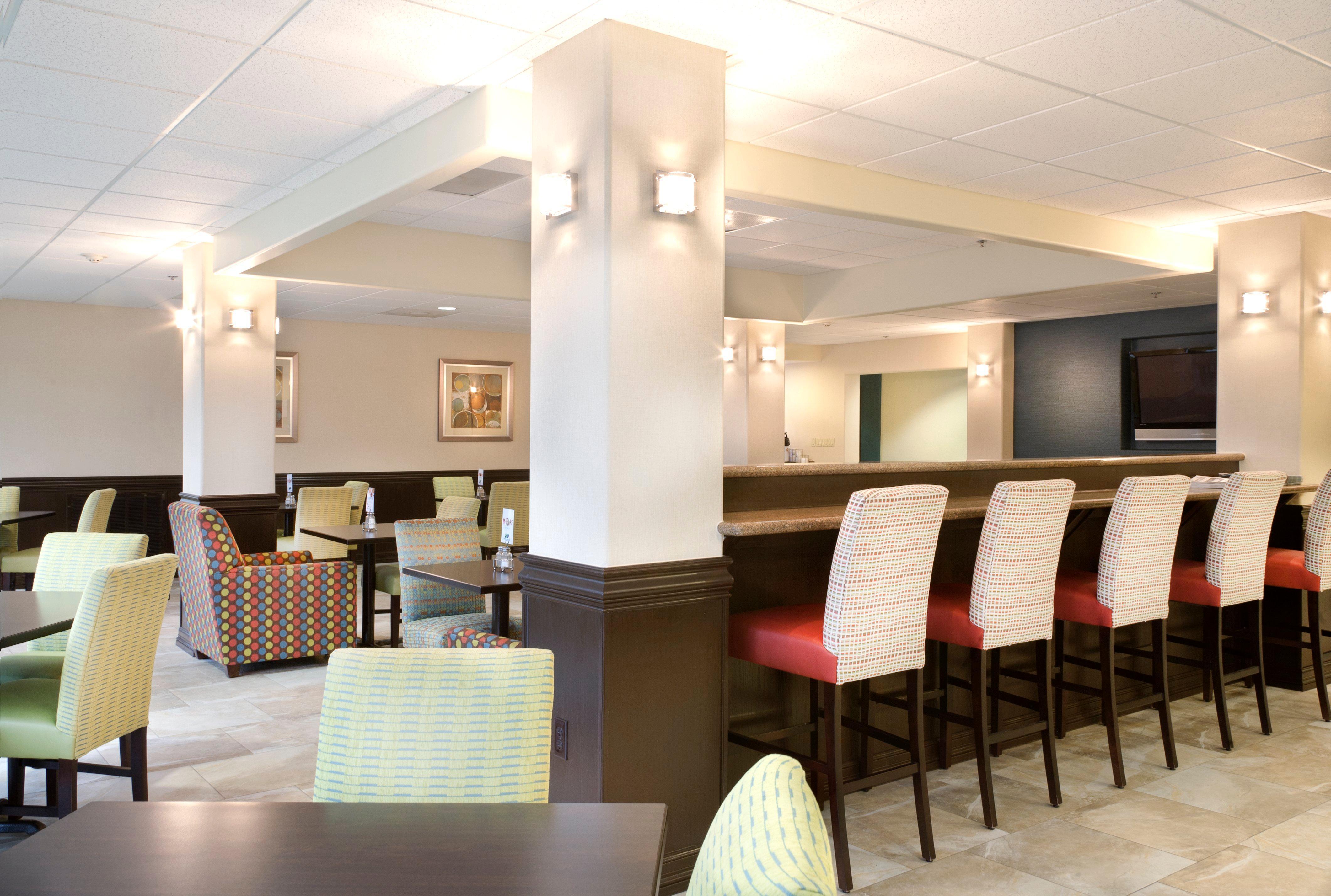 Holiday Inn Express Hotel And Suites Brownsville By Ihg Eksteriør billede