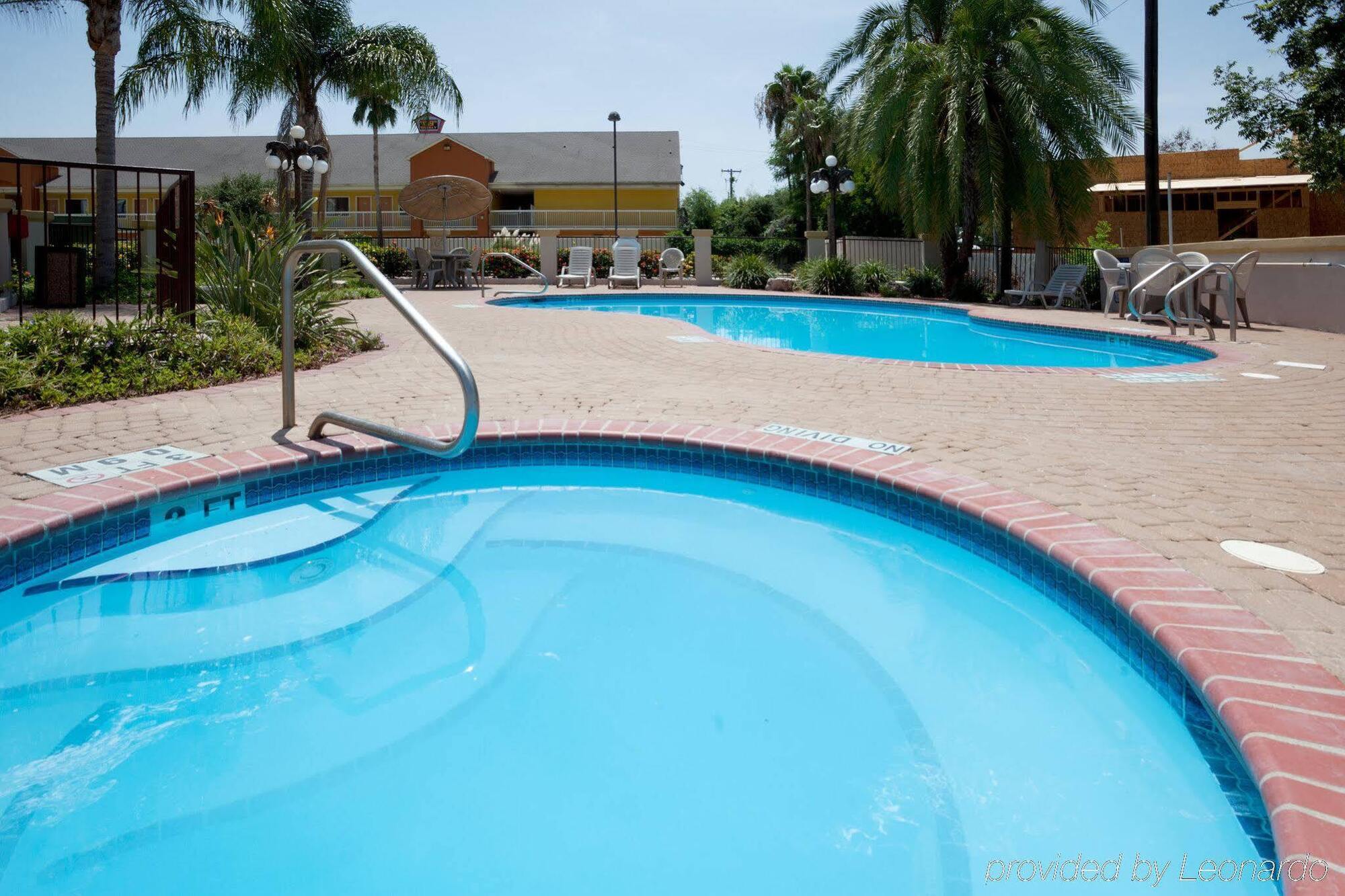 Holiday Inn Express Hotel And Suites Brownsville By Ihg Eksteriør billede